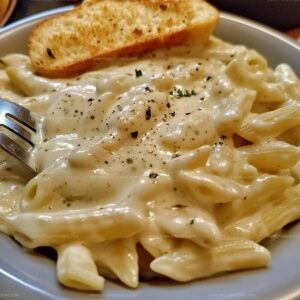 Copycat Olive Garden Alfredo Sauce Recipe