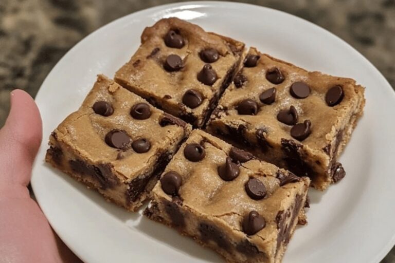 Peanut Butter Chocolate Chip Cookie Bars Recipe