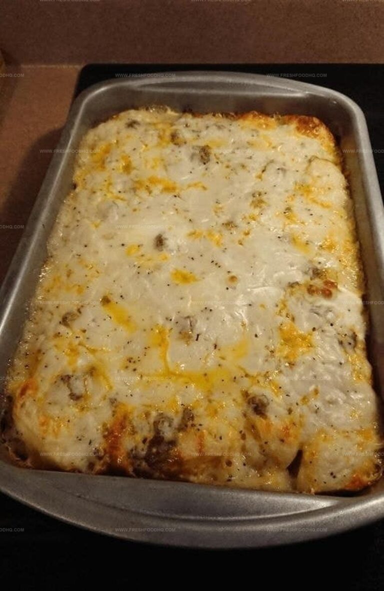 Biscuits & Gravy Casserole Recipe