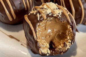 No-Bake Peanut Butter Cheesecake Balls Recipe