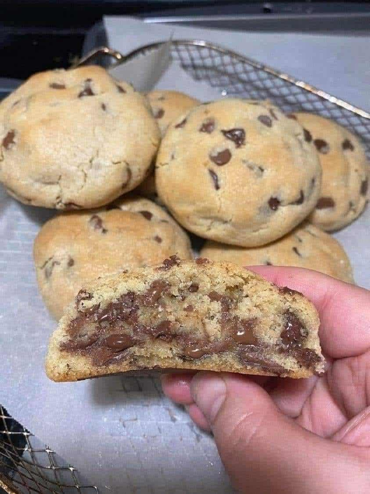 NYC Style Chocolate Chip Cookies Recipe