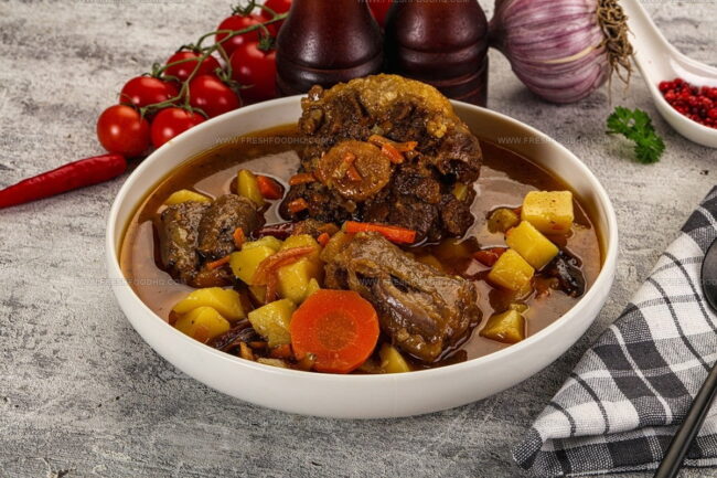 How Can Oxtail Substitutes Perform In Soups, Stews, And Braises?