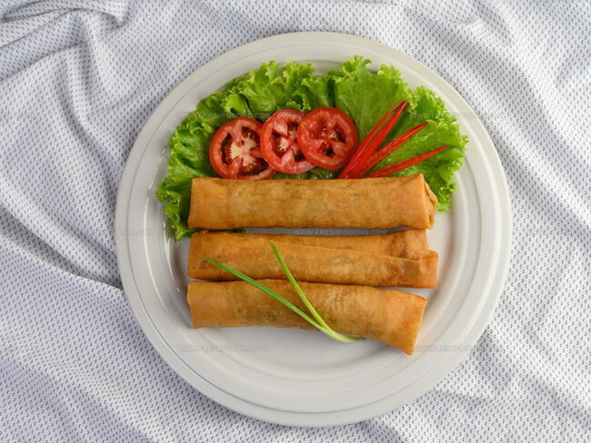 Spring Rolls vs Egg Rolls: Differences Between Them