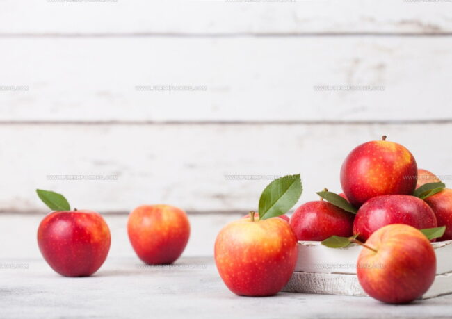How Does Juiciness Affect The Performance Of Braeburn Apple Substitutes In Baking?