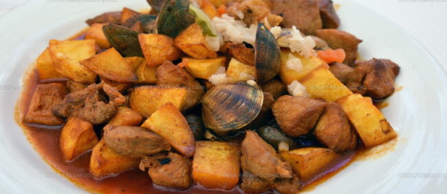 Carne De Porco A Alentejana