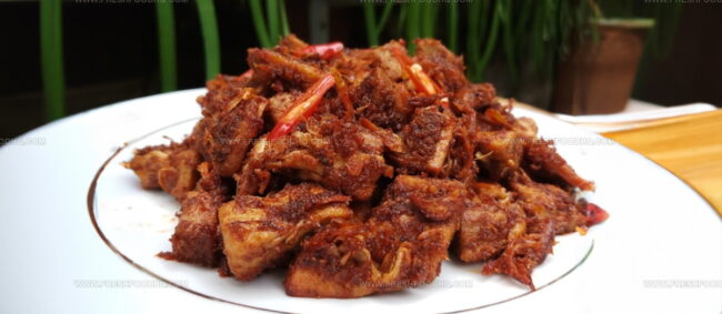 Jackfruit Rendang (Rendang Nangka)