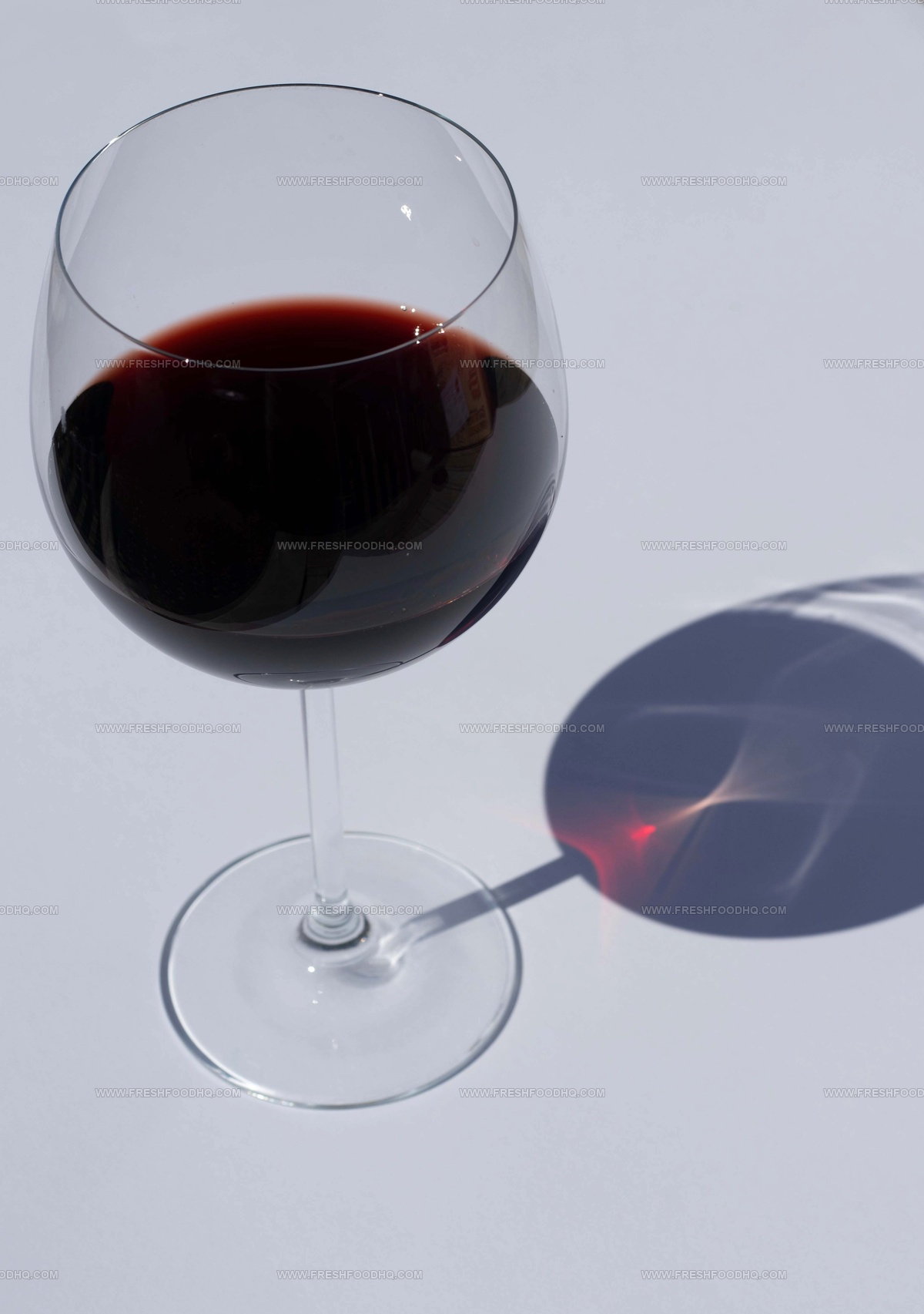 5 Burgundy Wine Swaps for Cooking Rich Sauces